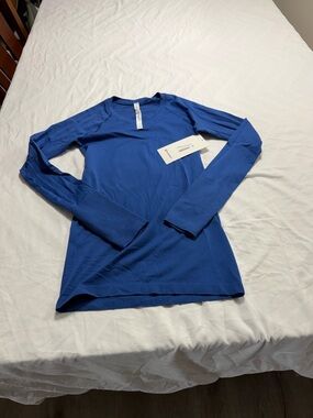 Women’s Long-Sleeve Performance Top - Blue